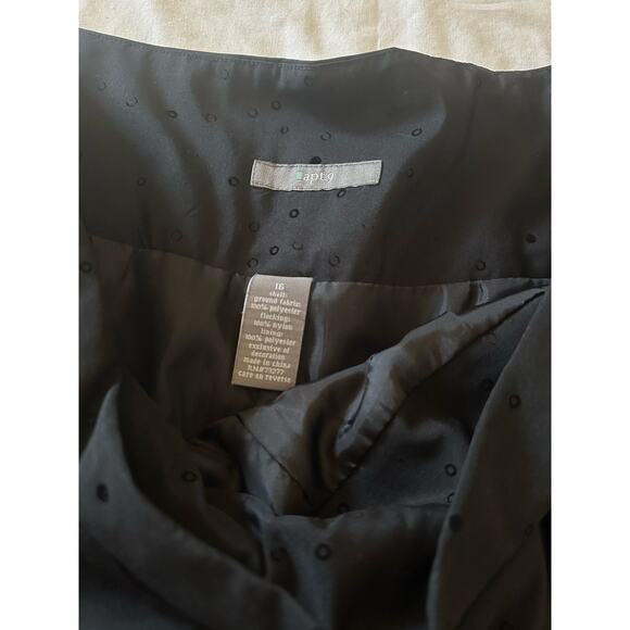 Apt. 9 Black Skirt Womens Size 10 Pleated Floral Flocked Ruffle Hem - Picture 6 of 9